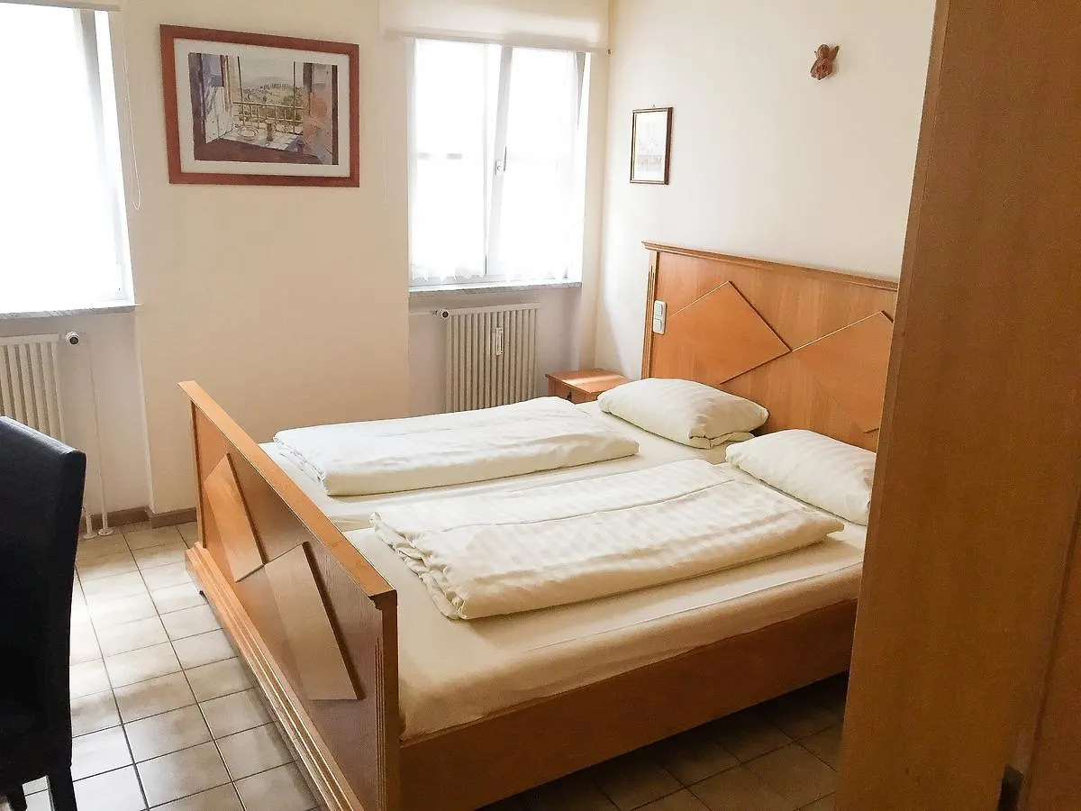 Pension Mona Lisa Munich Germany